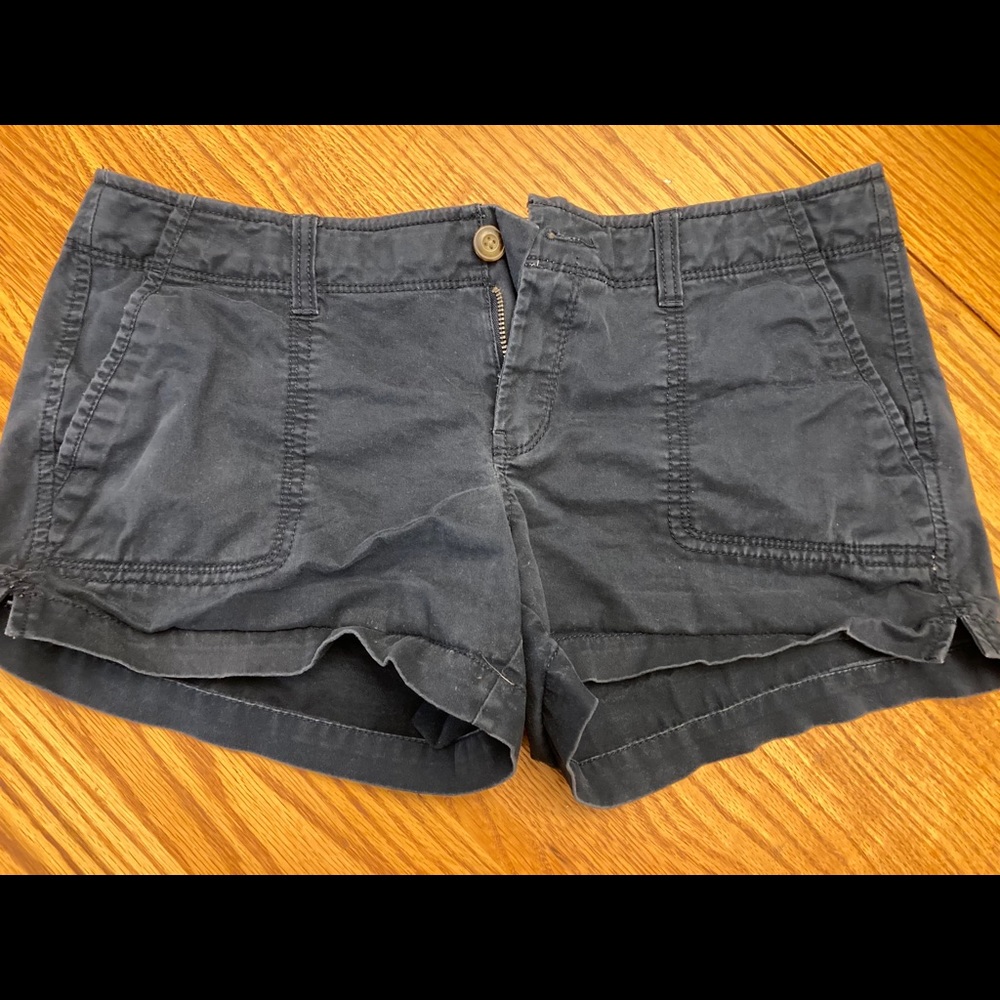Old Navy - Navy Shorts size 8